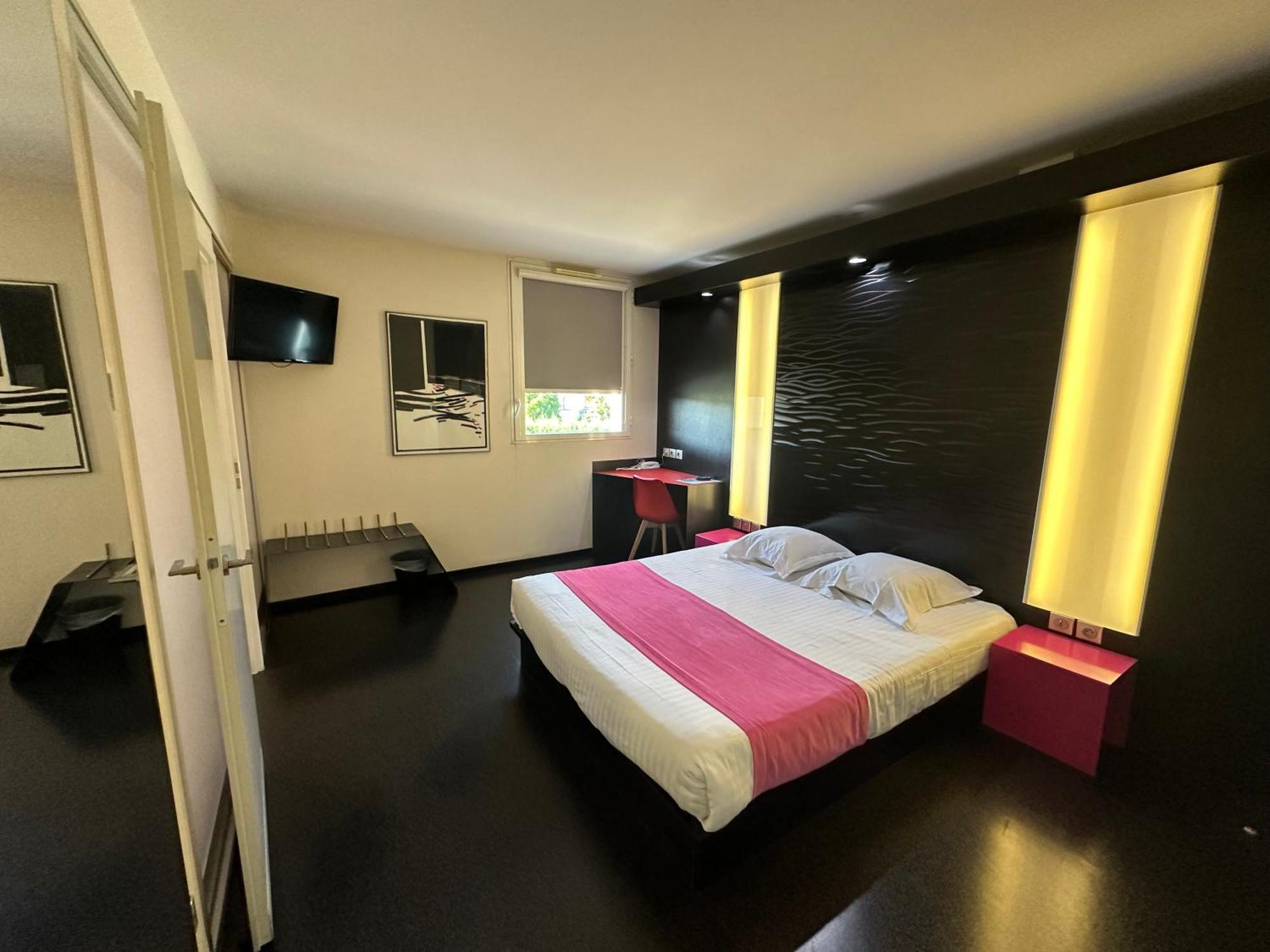 Yvrac Hotel Gardenia Bordeaux Est מראה חיצוני תמונה