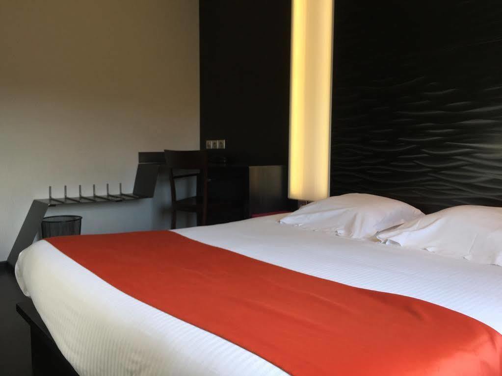 Yvrac Hotel Gardenia Bordeaux Est מראה חיצוני תמונה